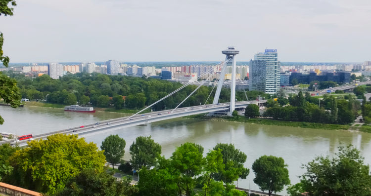Площадка за наблюдение на НЛО в Братислава - Забележителности на Словакия