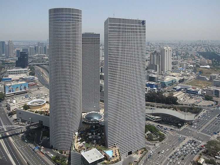 Център Azrieli в Израел