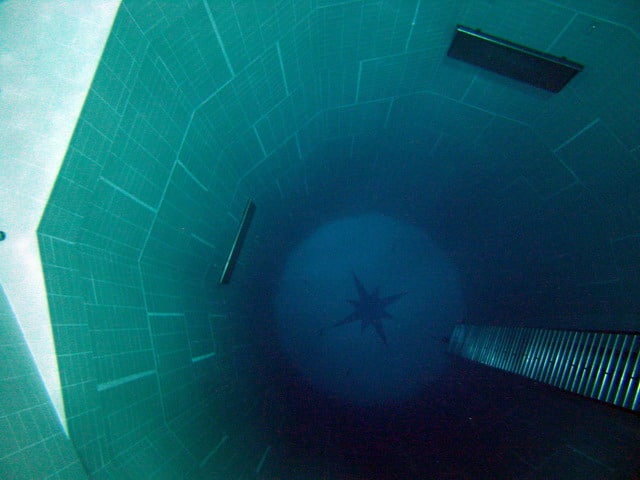 Nemo 33 в Белгия