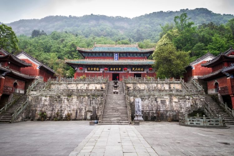 Манастири Wudangshan в Китай