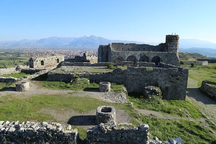 Крепостта Розафа в Албания