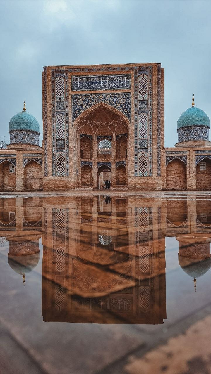 Медресе Баракхана