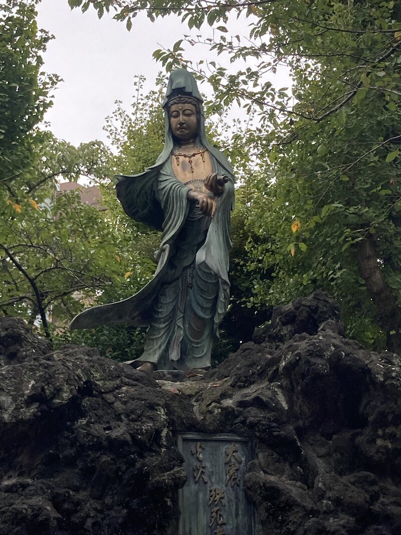 Богиня Бэндзайтэн. Покровительница искуства, мудрости, любви и удачи.