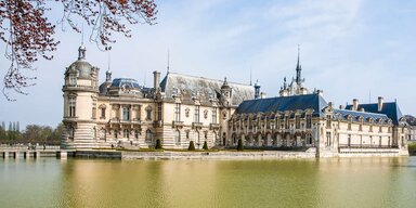 Замок Шантильи