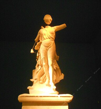 Статуя Ники