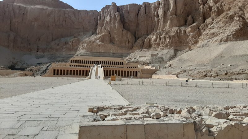 Храм Хатшепсут