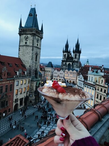 Староместская площадь в Праге, Староместская Ратуша, Орлой, Тынский Храм