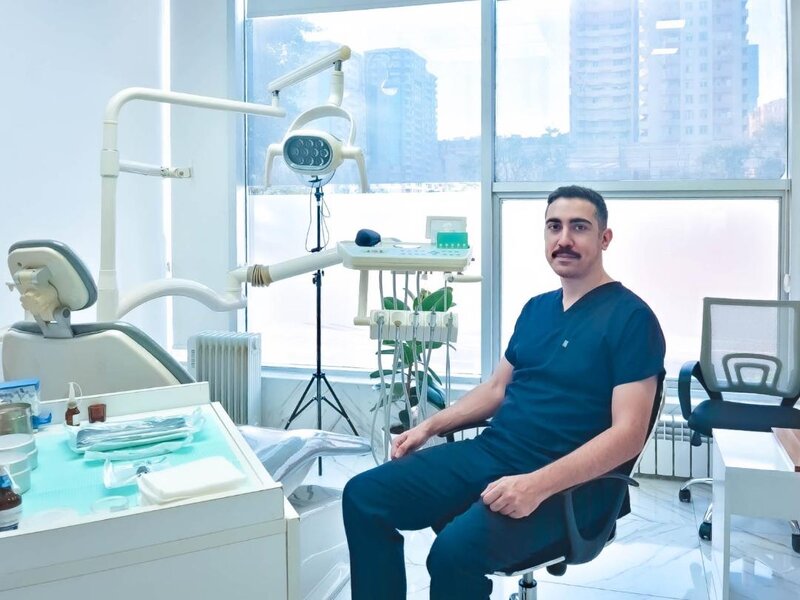 Стоматолог