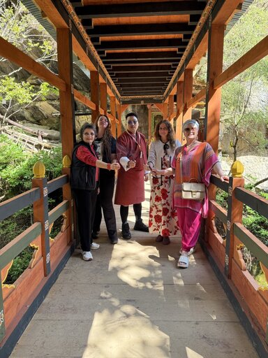 Пылающее озеро