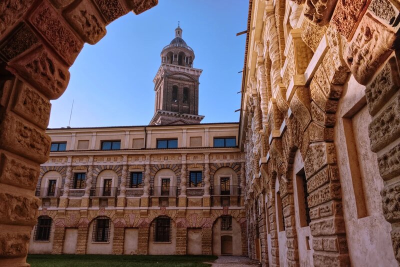 Палаццо Дукале