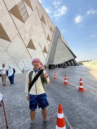 半日大エジプト博物館（GEM）見学ツアー 