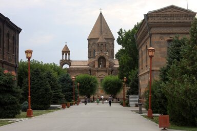 Кафедральный собор в Эчмиадзине