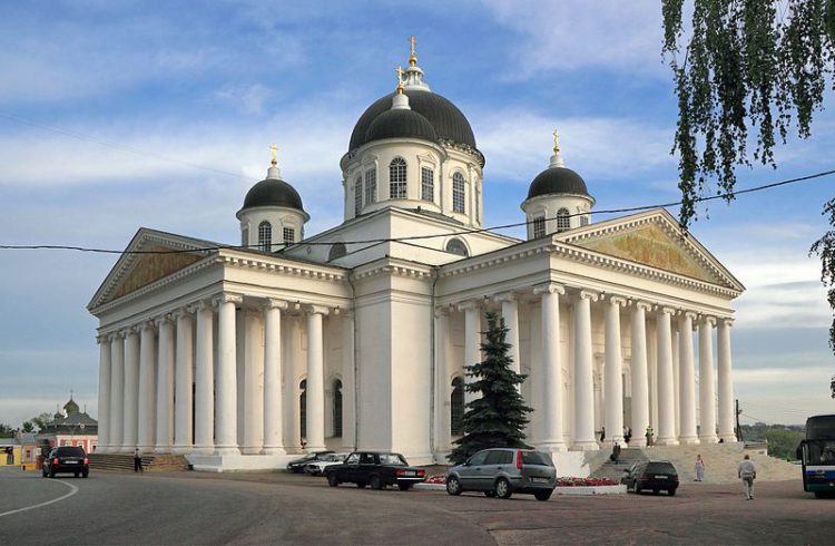 Вид на Воскресенский собор в Арзамасе, Нижегородская область Воскресенский собор в Арзамасе, Нижегородская область, Россия