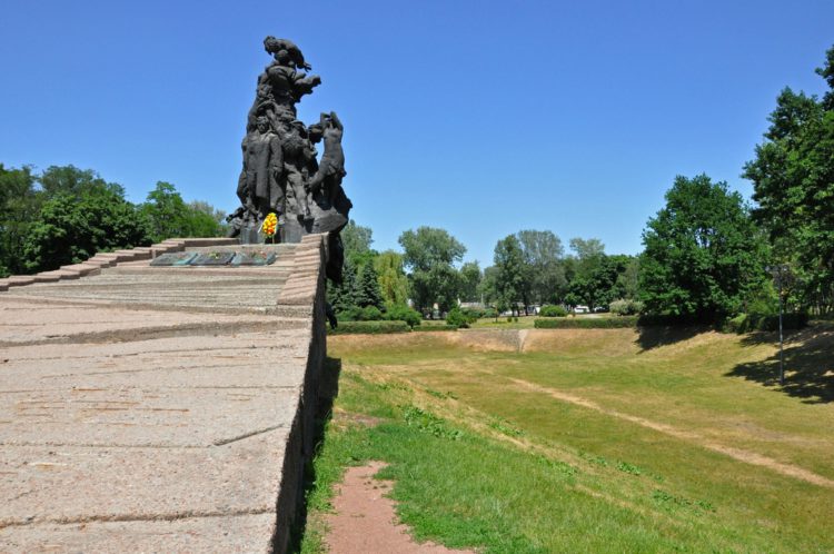 Бабий Яр в Киеве Бабий Яр - что посмотреть в Киеве