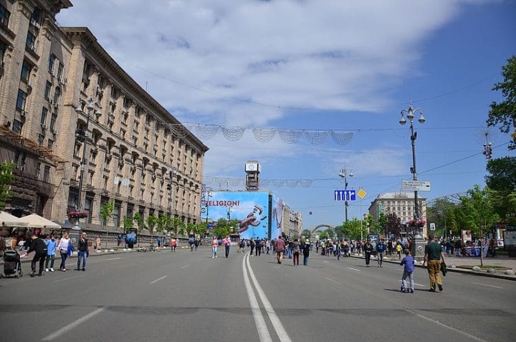 Улица Крещатик в Киеве Улица Крещатик - достопримечательности Киева