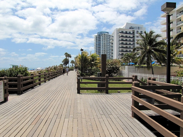 Дорожка Miami Beach Boardwalk в Майами Дорожка Miami Beach Boardwalk - Что посмотреть в Майами