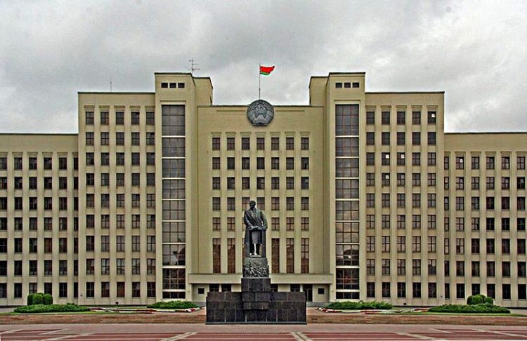 Дом правительства Республики Беларусь в Минске Дом правительства Республики Беларусь - достопримечательности Минска