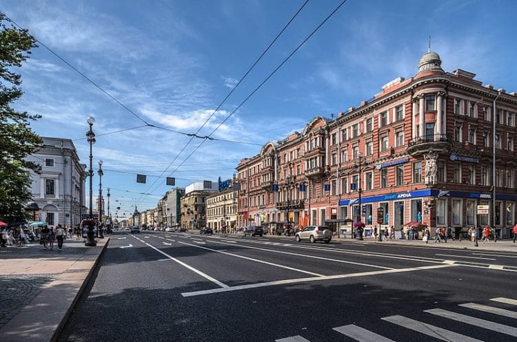 Невский проспект в Санкт-Петербурге Невский проспект - достопримечательности Санкт-Петербурга