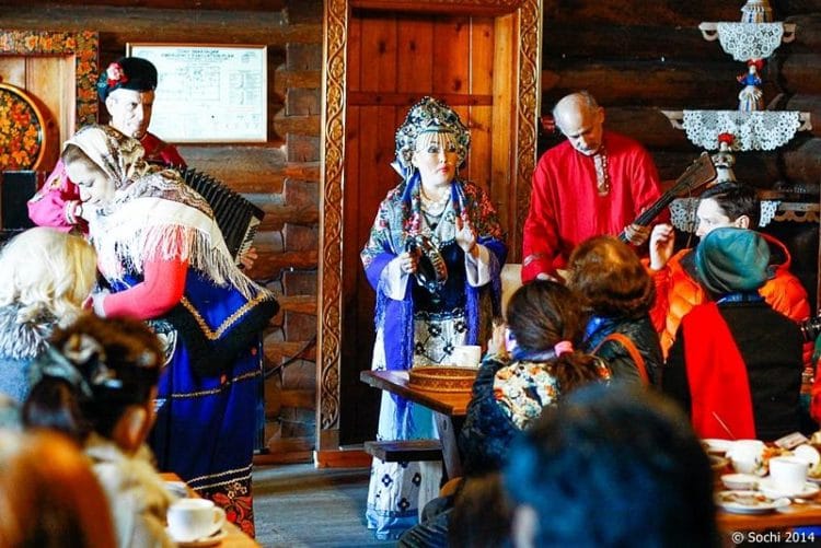 Чайные домики в Уч-Дере в Сочи Чайные домики в Уч-Дере - достопримечательности Сочи