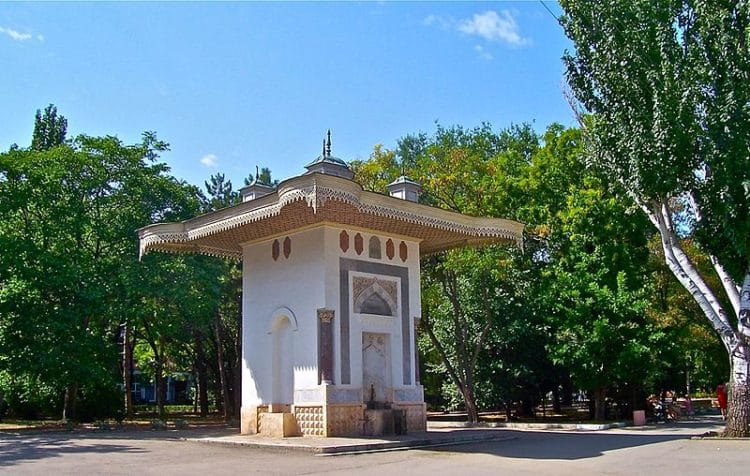 Фонтан Айвазовского в Феодосии Фонтан Айвазовского - достопримечательности Феодосии
