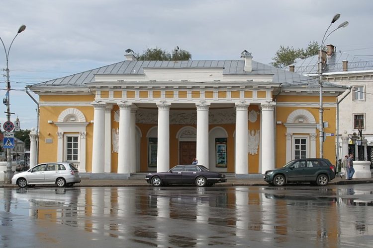 Гауптвахта в Костроме Гауптвахта - достопримечательности Костромы